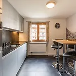 公寓 & Elegant Apartments,partially With Fireplace, By *