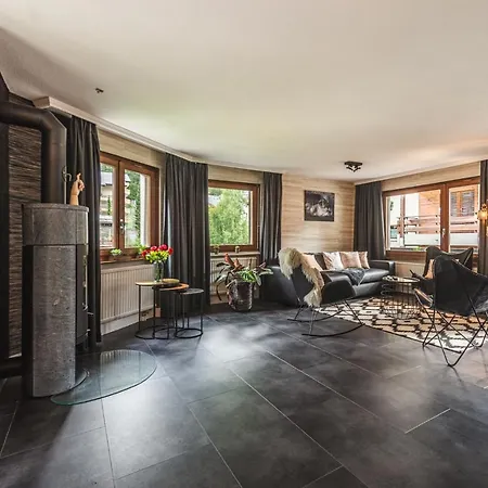 Апартаменти & Elegant Apartments,partially With Fireplace, By *