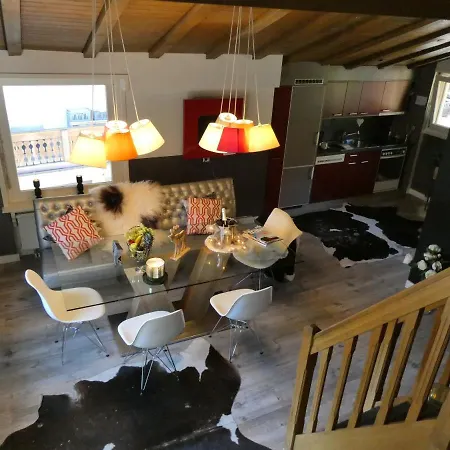 & Elegant Apartments,partially With Fireplace, By Daire
