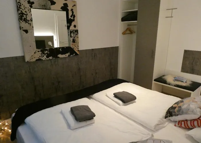 Appartamento & Elegant Apartments,partially With Fireplace, By