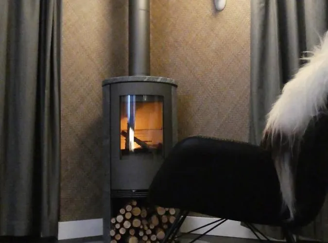 Appartamento & Elegant Apartments,partially With Fireplace, By