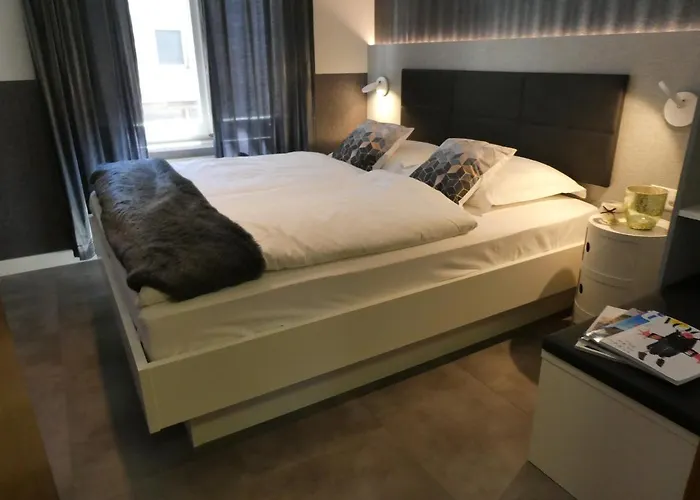 Apartment & Elegant Apartments,partially With Fireplace, By Zermatt