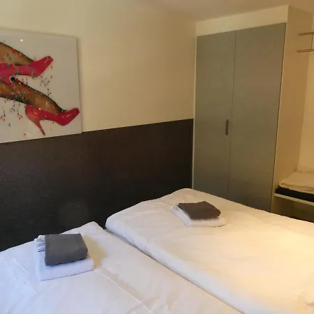 شقة & Elegant Apartments,partially With Fireplace, By زيرمات