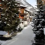 & Elegant Apartments,partially With Fireplace, By