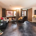 & Elegant Apartments,partially With Fireplace, By Церматт