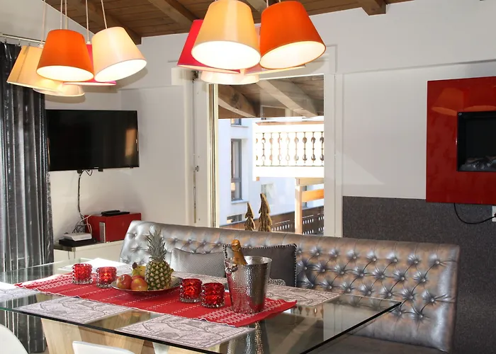 شقة & Elegant Apartments,partially With Fireplace, By