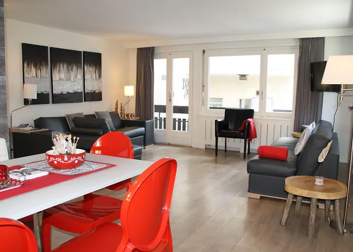 & Elegant Apartments,partially With Fireplace, By زيرمات