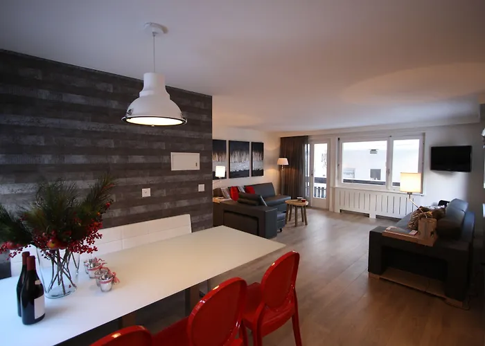 & Elegant Apartments,partially With Fireplace, By زيرمات