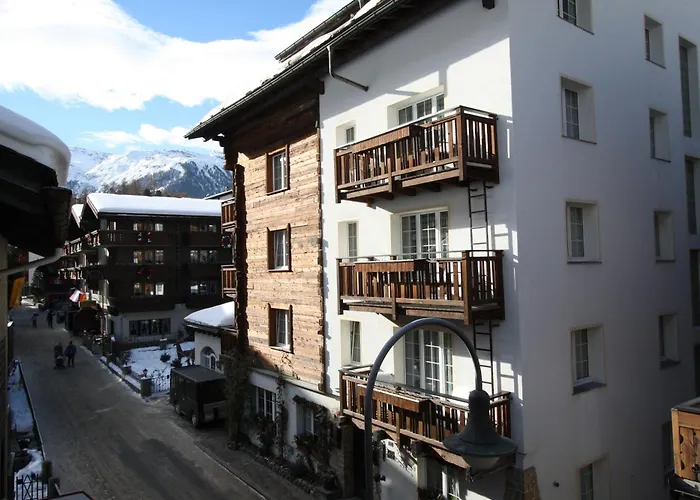 & Elegant Apartments,partially With Fireplace, By *